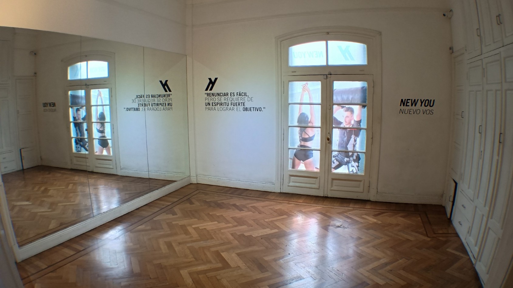 2 Amb de 56 m² al frente con Balcon Frances sobre Av. Santa Fe ideal vivienda/Show Room/oficina comercial