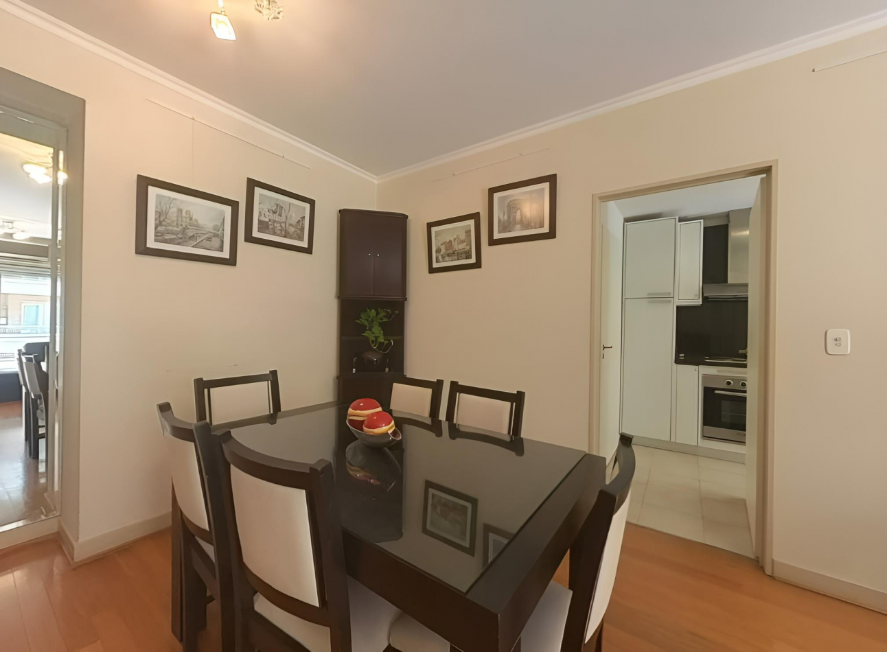 2 Amb de 70 m² AMOBLADO Piso 6 Balcon Terraza Agradable Vista a Jardines y Piscina Bayres Madero