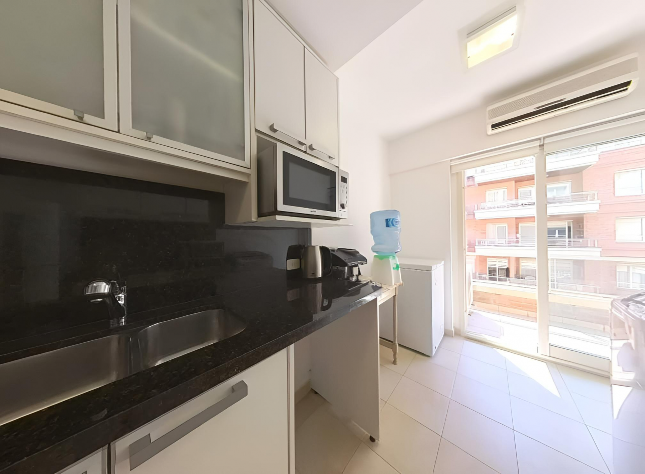 2 Amb de 70 m² AMOBLADO Piso 6 Balcon Terraza Agradable Vista a Jardines y Piscina Bayres Madero